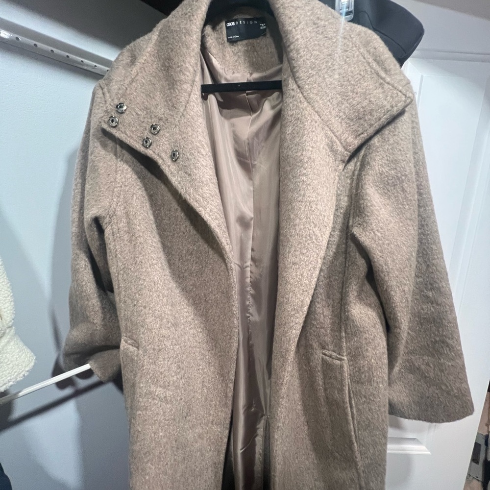 Light brown coat